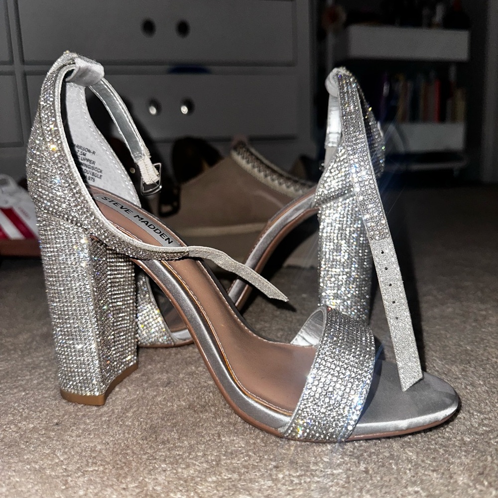 Steve Madden Glittering Silver Heels